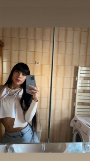 Транссексуалка Сабрина